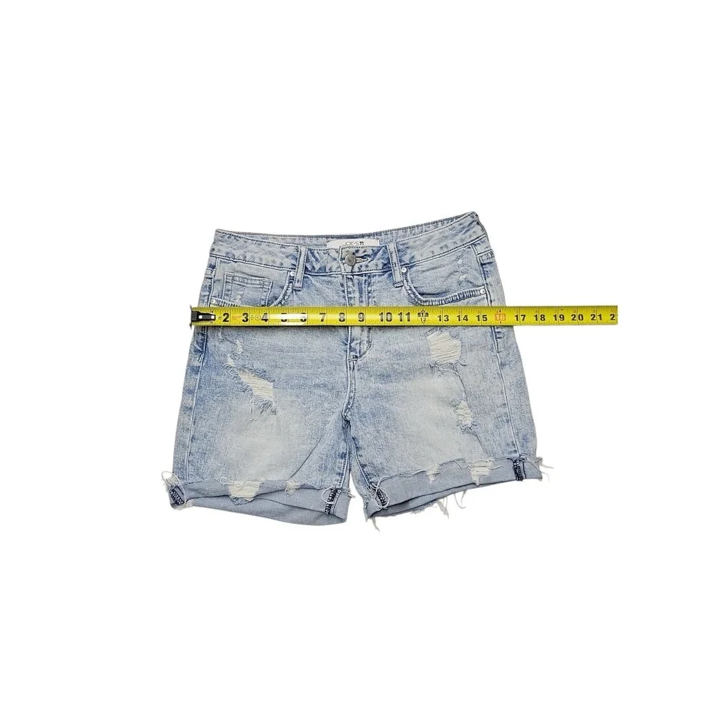 Joe's Jeans Destroyed Cutoff Stretch‎ Light Denim Long Shorts. Women's Size 27
